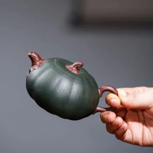 Nan Gua 200cc - Yixing Handmade Teapot 江苏宜兴