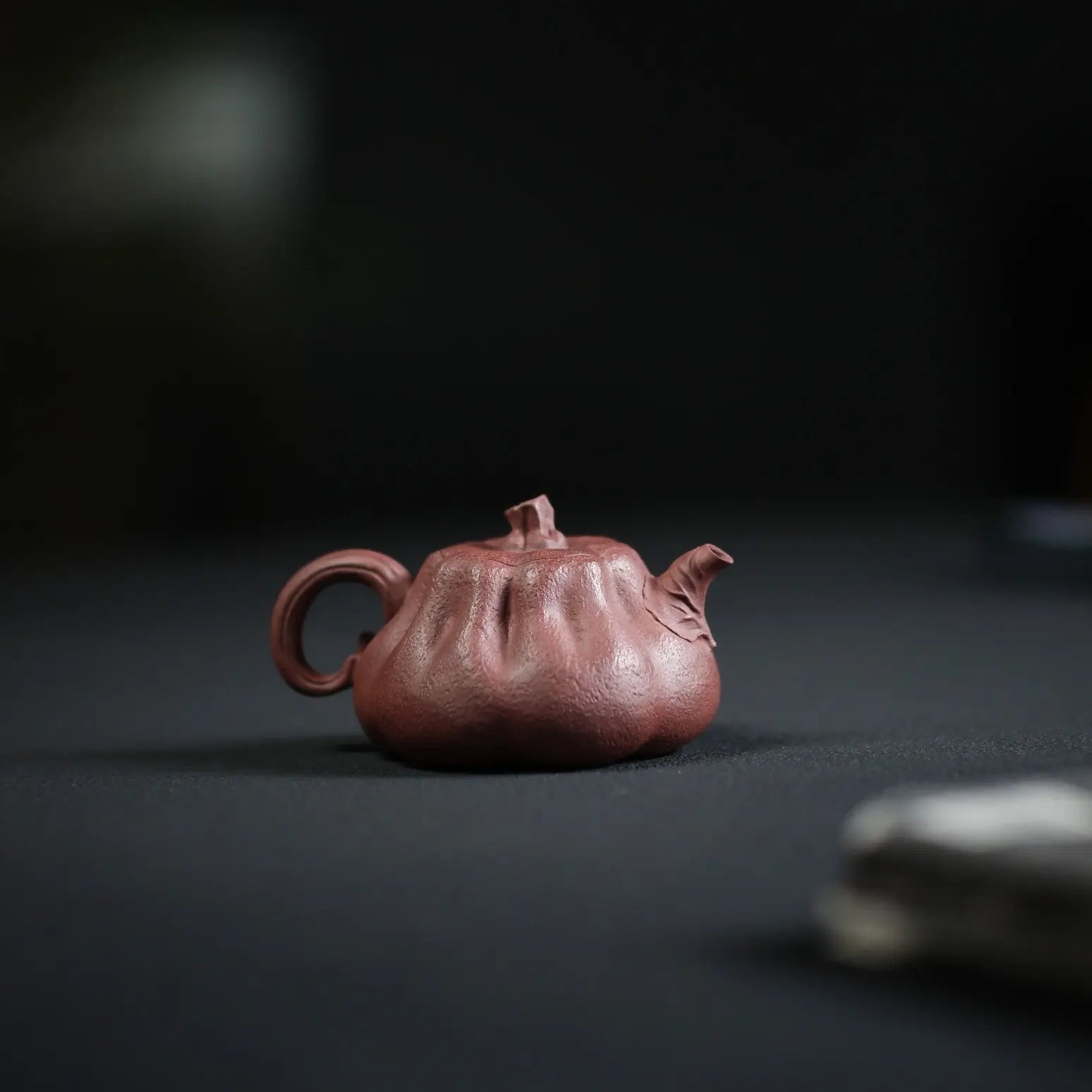 Nan Gua 200cc - Yixing Handmade Teapot 江苏宜兴