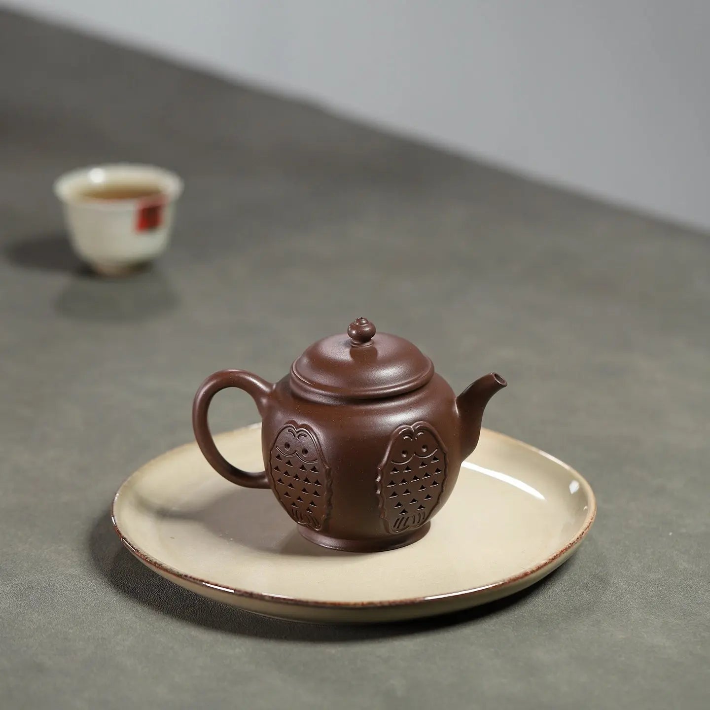 Nian Nian You Yu 250cc - Yixing Handmade Teapot 江苏宜兴