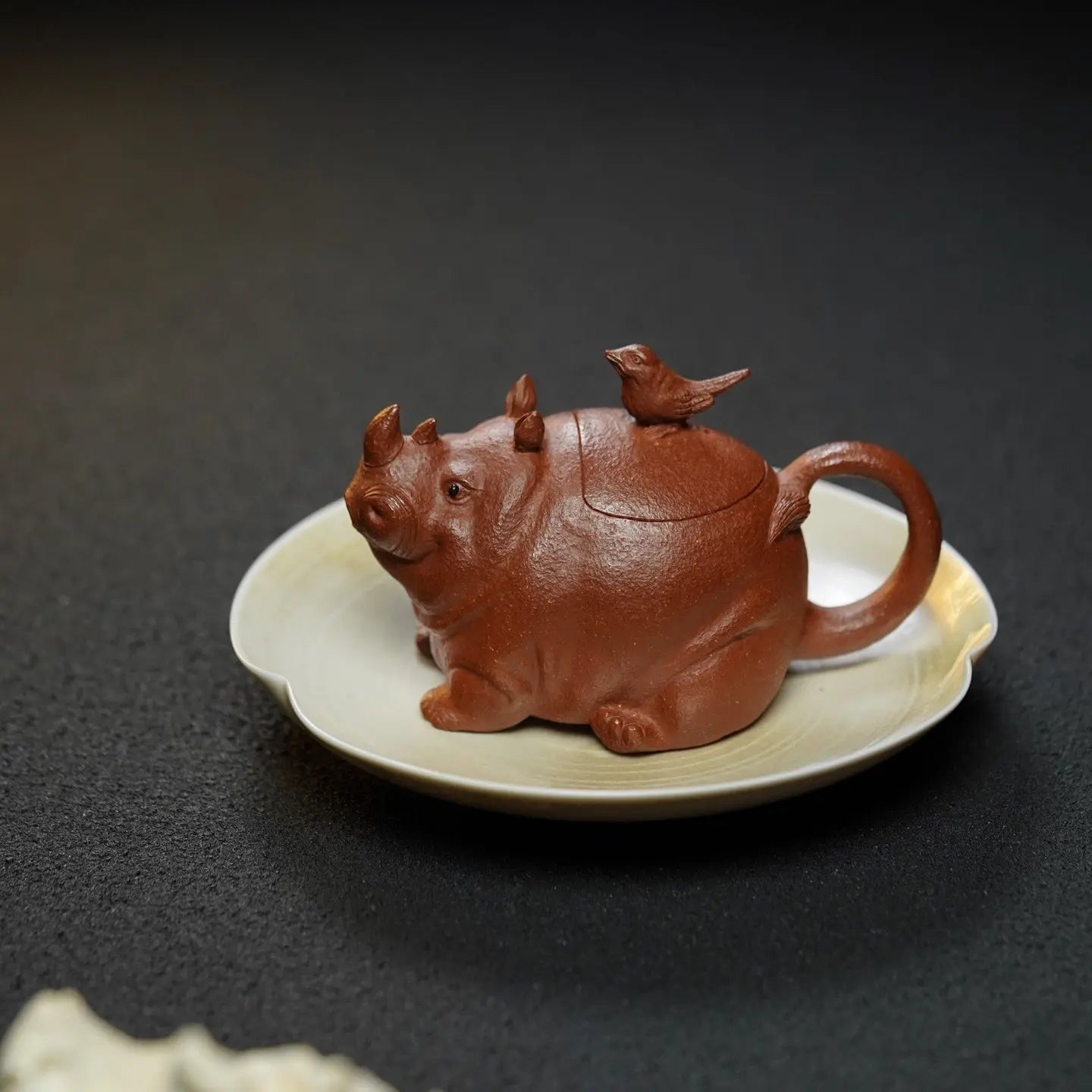 Niu Zhuan Qian Kun 150cc - Yixing Handmade Teapot 江苏宜兴