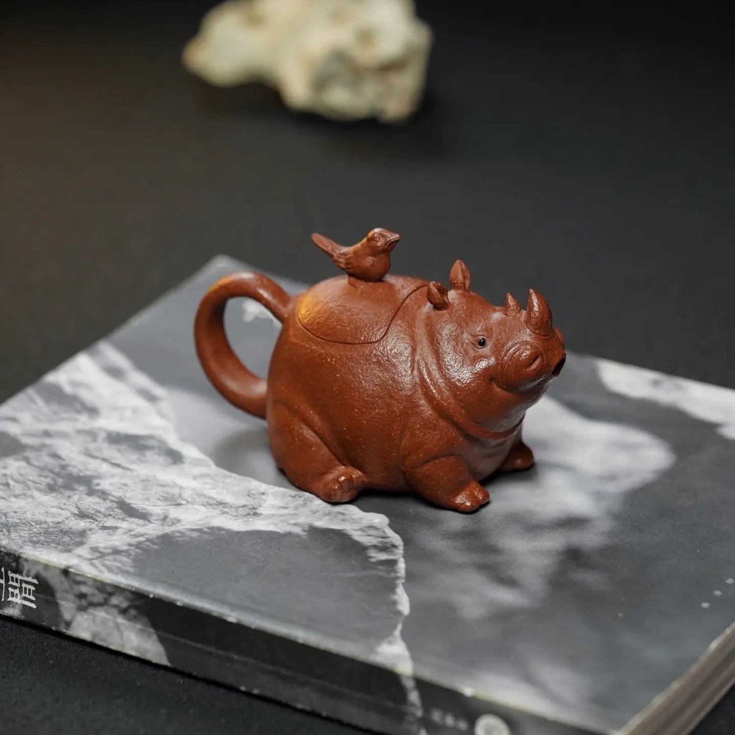 Niu Zhuan Qian Kun 150cc - Yixing Handmade Teapot 江苏宜兴