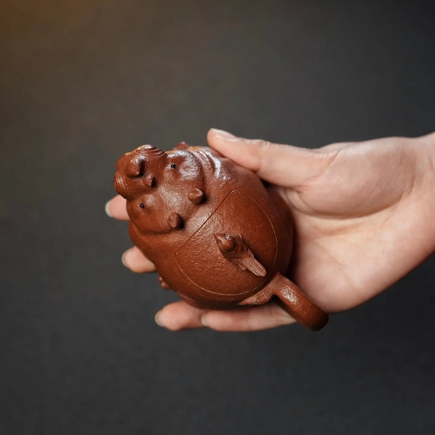 Niu Zhuan Qian Kun 150cc - Yixing Handmade Teapot 江苏宜兴