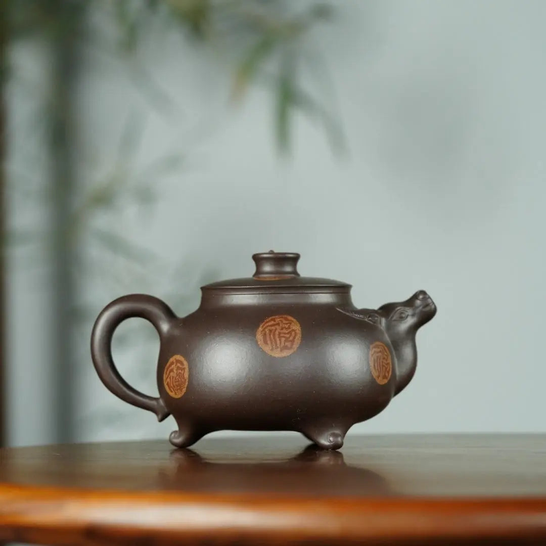 Niu Zhuan Qian Kun 675cc - Yixing Handmade Teapot 【DM for price】 江苏宜兴