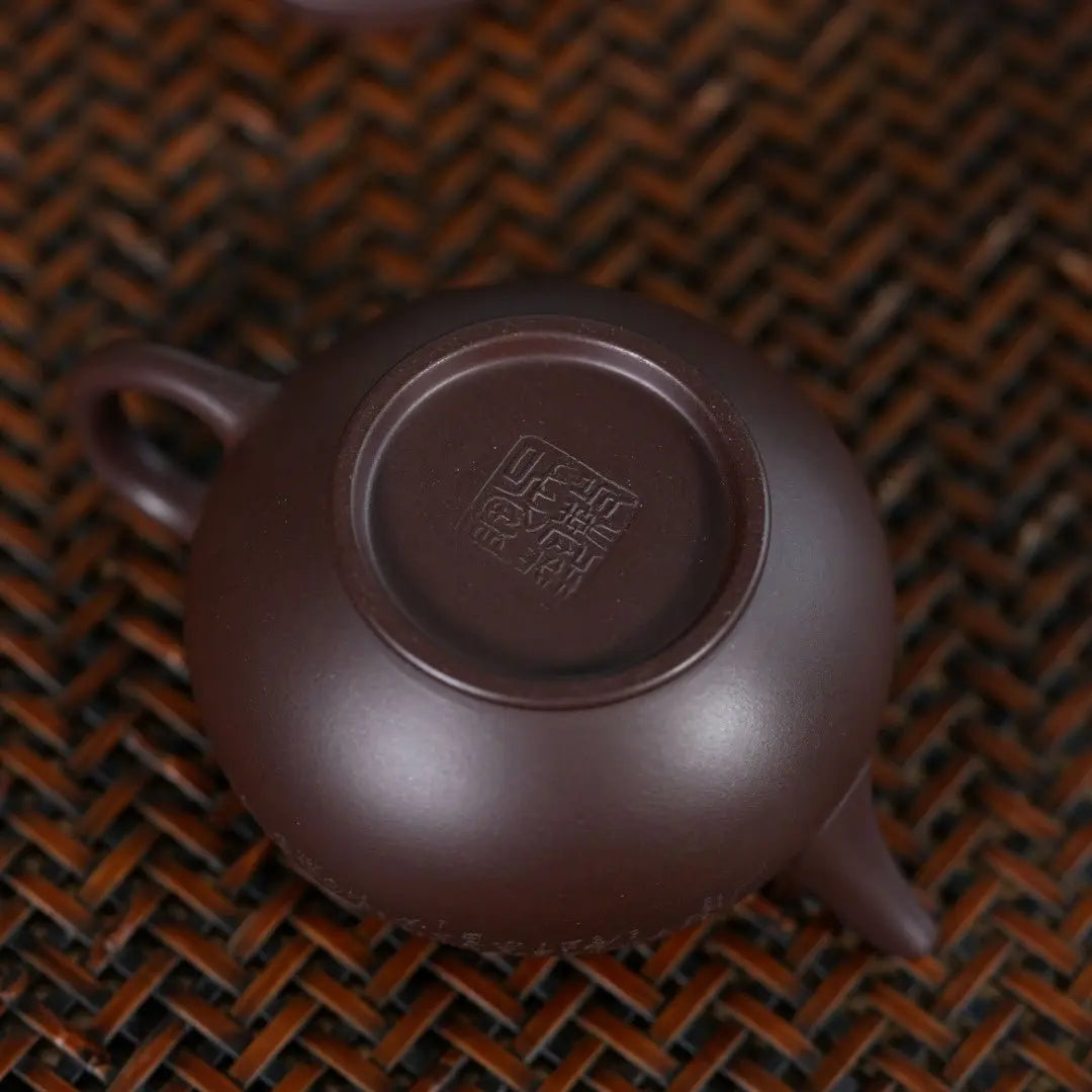 Pan Hu 160cc - Yixing Handmade Teapot 江苏宜兴