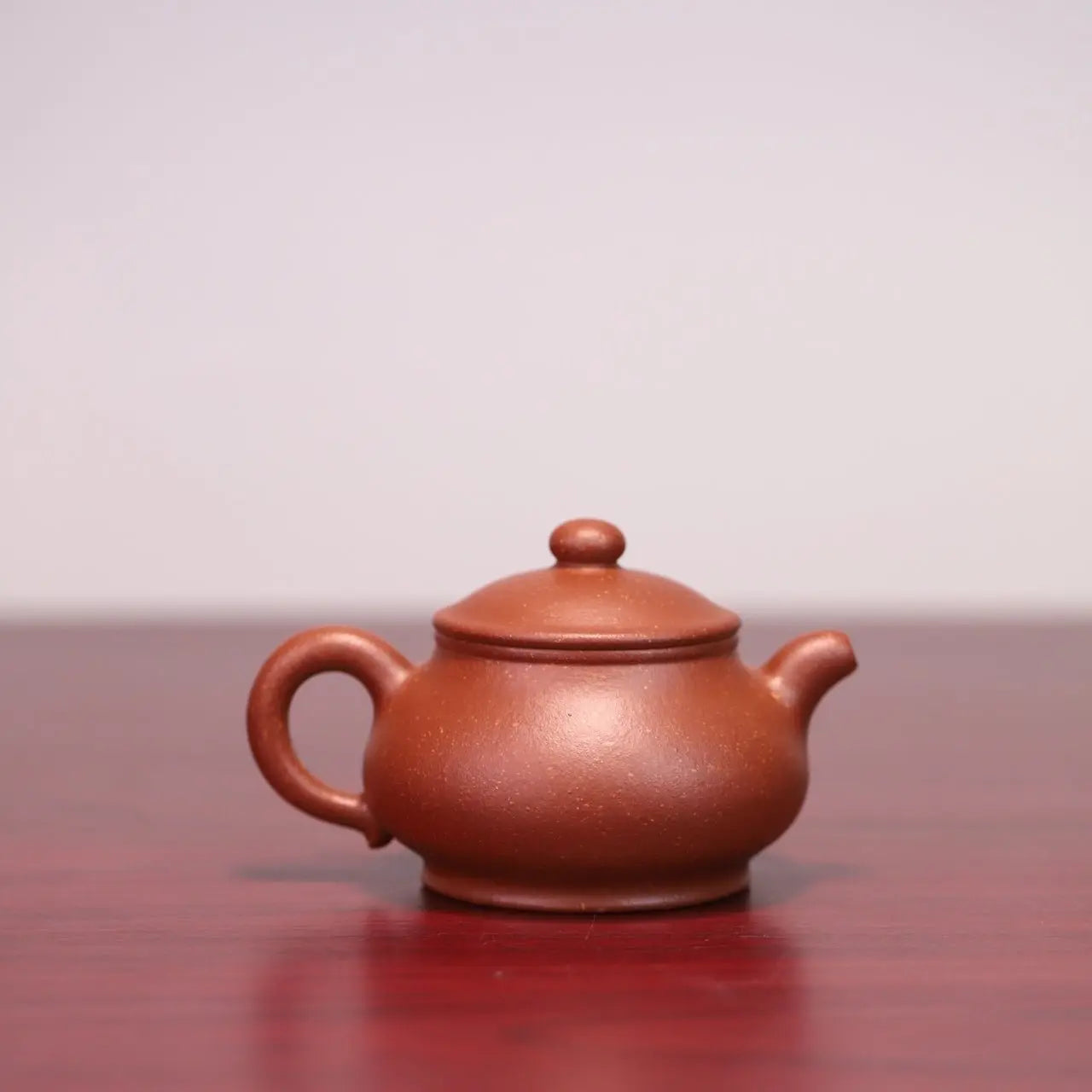Pan Hu 170cc - Yixing Handmade Teapot 江苏宜兴