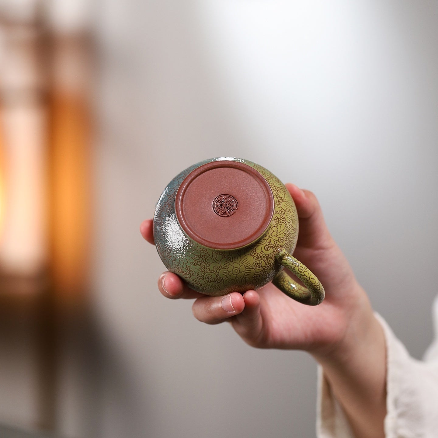 Pan Hu 190cc - Yixing Handmade Teapot 江苏宜兴
