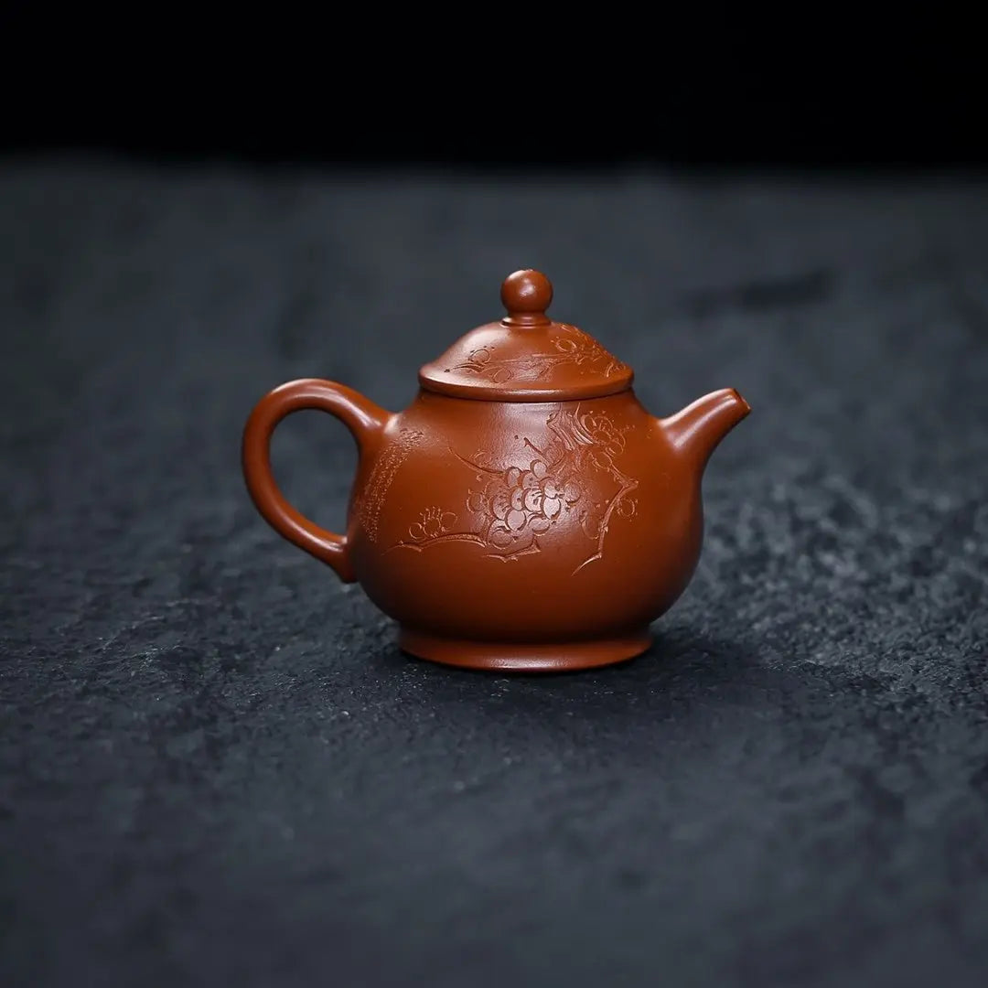 Pan Hu 190cc - Yixing Handmade Teapot 江苏宜兴