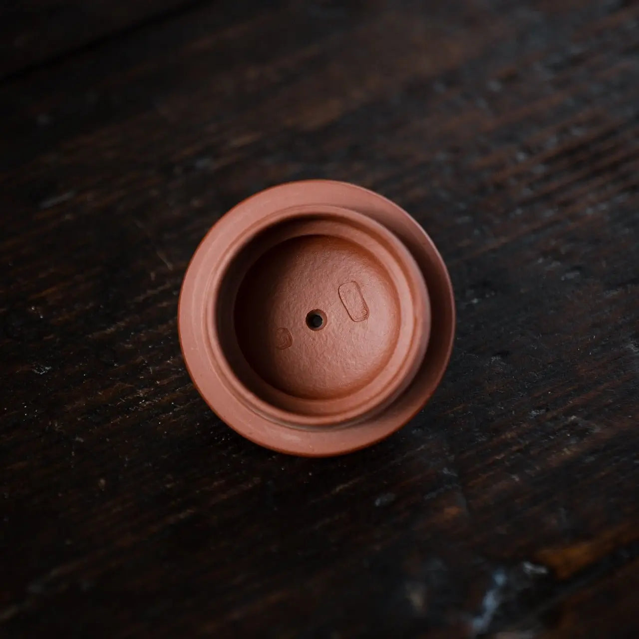 Pan Hu 190cc - Yixing Handmade Teapot 江苏宜兴