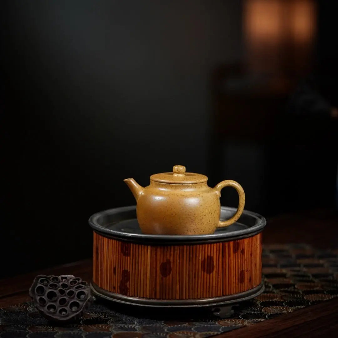 Ping Gai De Zhong 150cc - Yixing Handmade Teapot 江苏宜兴