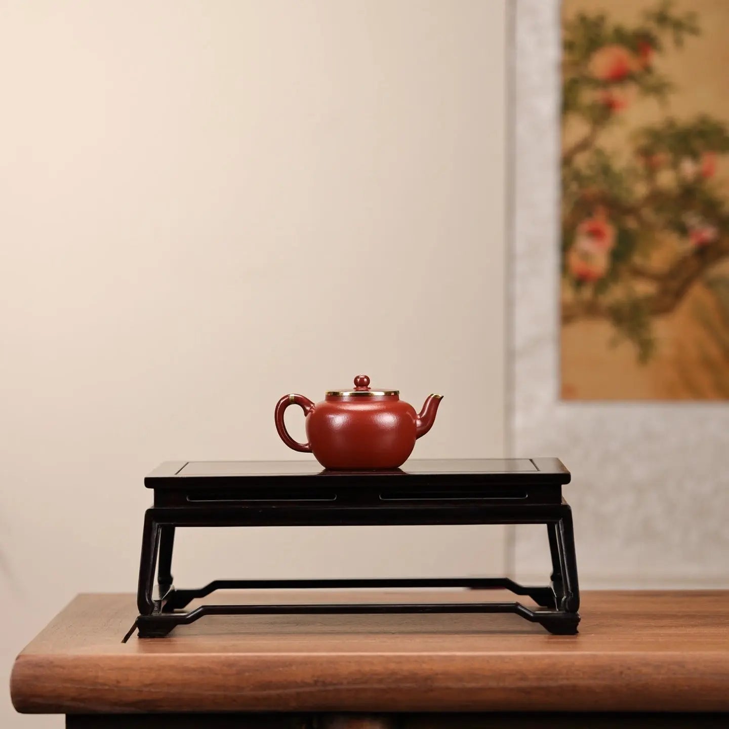 Ping Gai Lian Zi 120cc - Yixing Handmade Teapot 江苏宜兴
