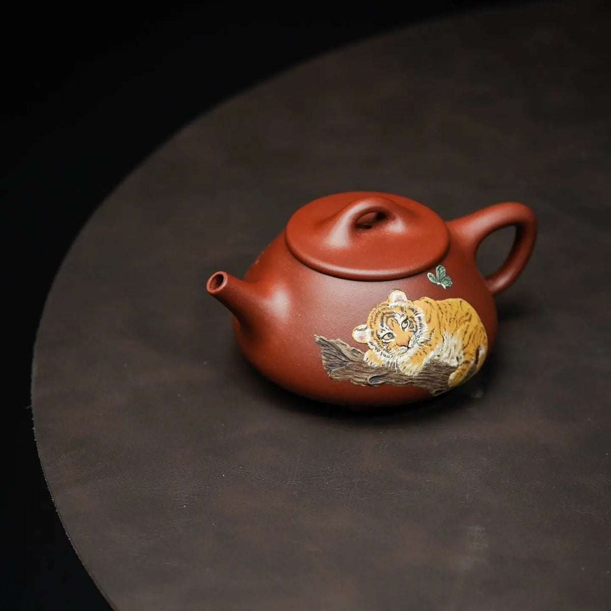 Ping Gai Shi Piao 180cc - Yixing Handmade Teapot 江苏宜兴