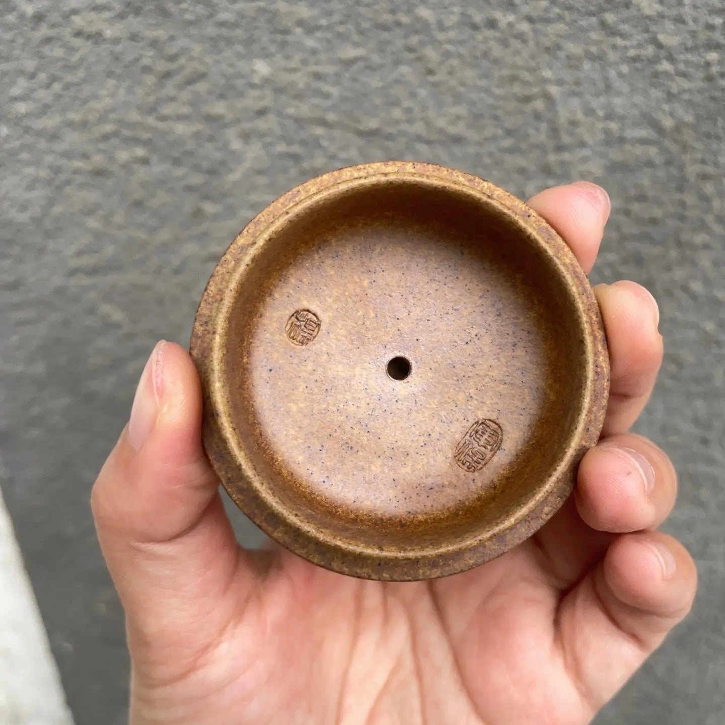 Ping Gai Shi Piao 200cc - Yixing Handmade Teapot 江苏宜兴