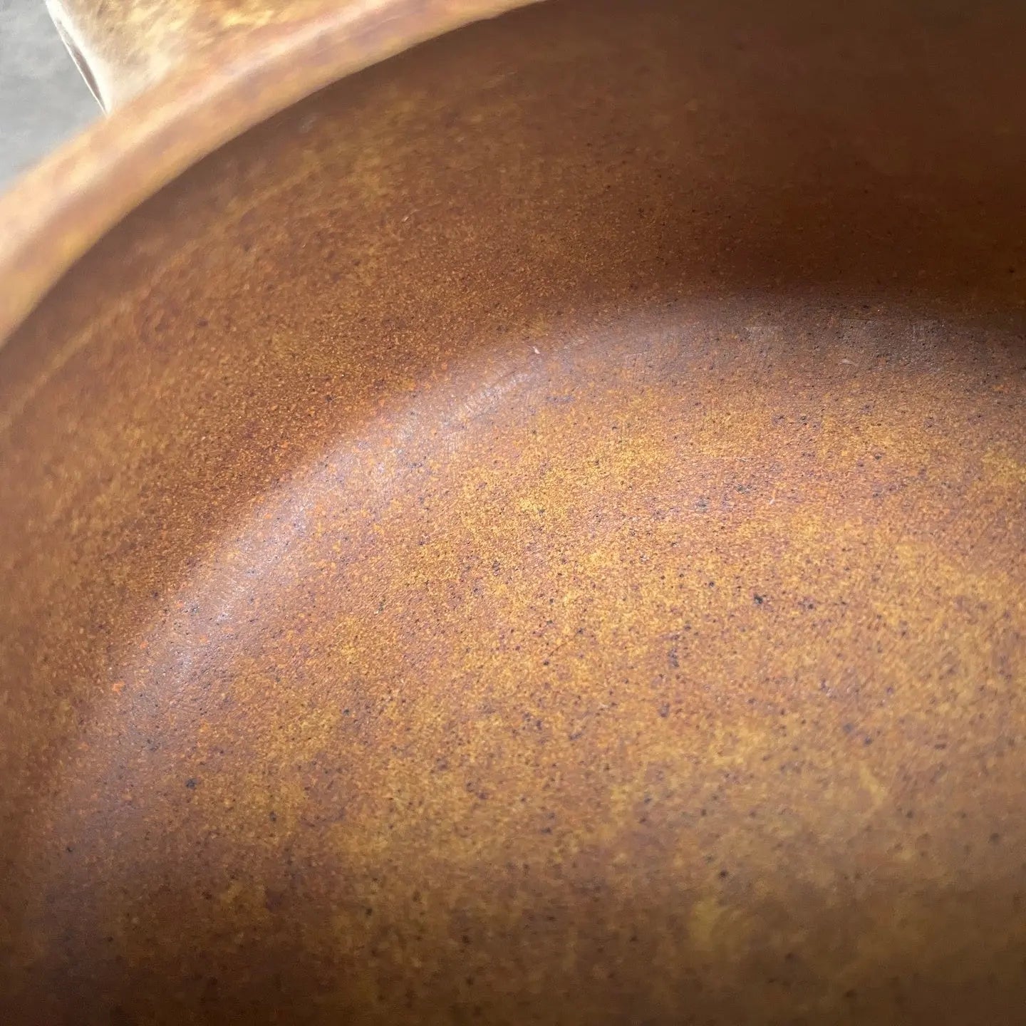 Ping Gai Shi Piao 200cc - Yixing Handmade Teapot 江苏宜兴