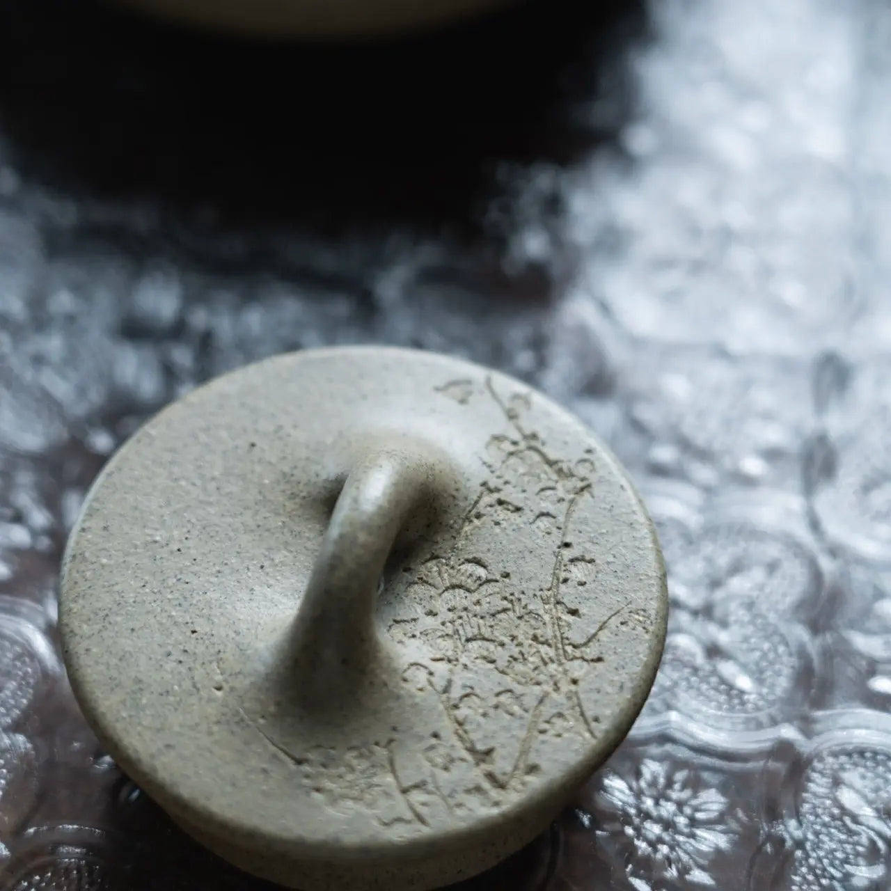 Ping Gai Shi Piao 210cc - Yixing Handmade Teapot 江苏宜兴