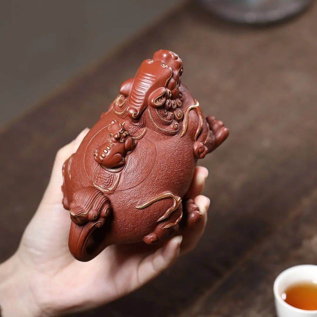 Qi Lin 240cc - Yixing Handmade Teapot 江苏宜兴