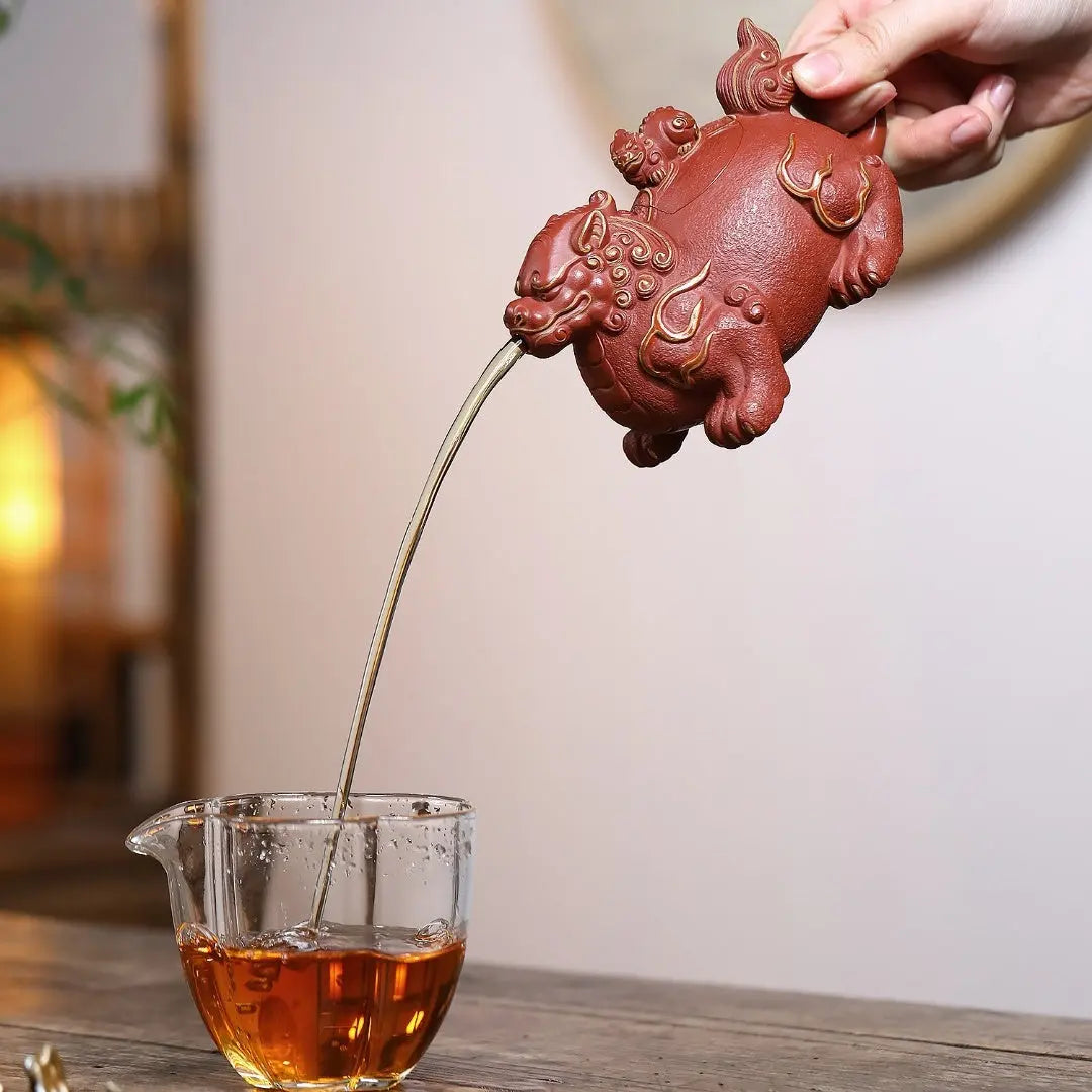 Qi Lin 240cc - Yixing Handmade Teapot 江苏宜兴