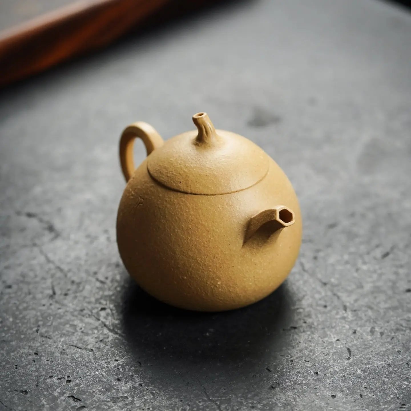 Qie Gua 200cc - Yixing Handmade Teapot 江苏宜兴