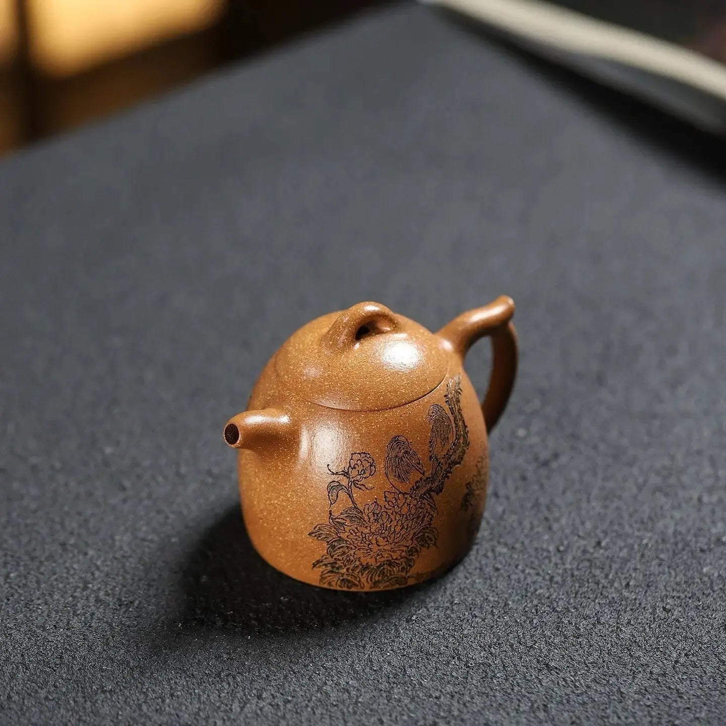 Qin Quan 140cc - Yixing Handmade Teapot 江苏宜兴