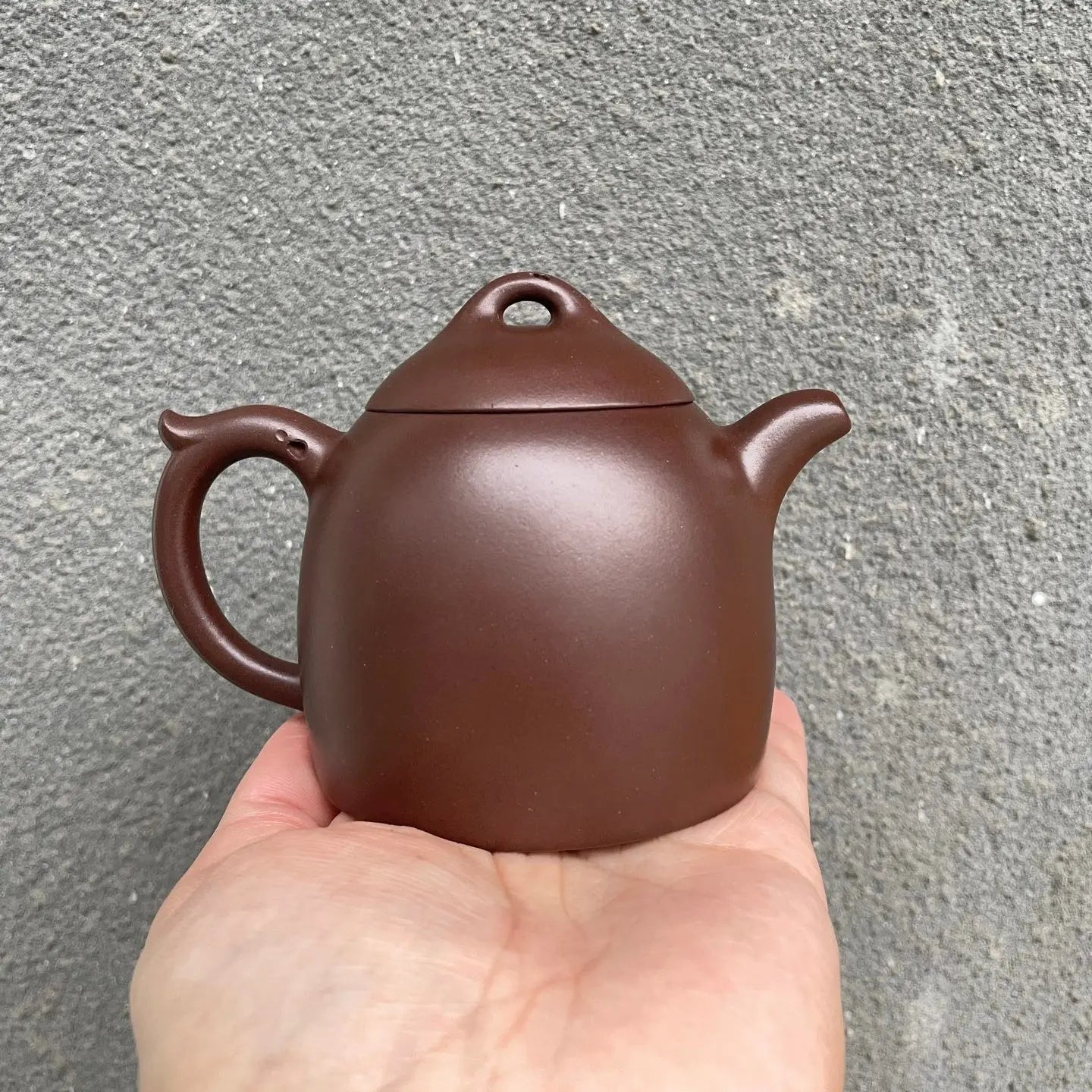 Qin Quan 175cc - Yixing Handmade Teapot 江苏宜兴