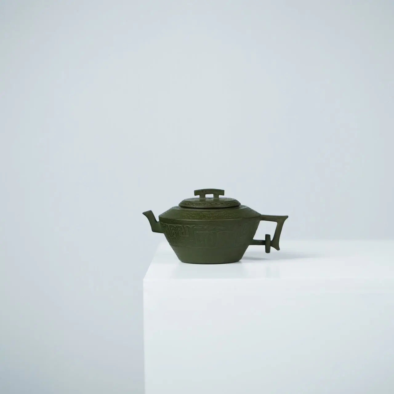 Qin Quan 180cc - Yixing Handmade Teapot 江苏宜兴