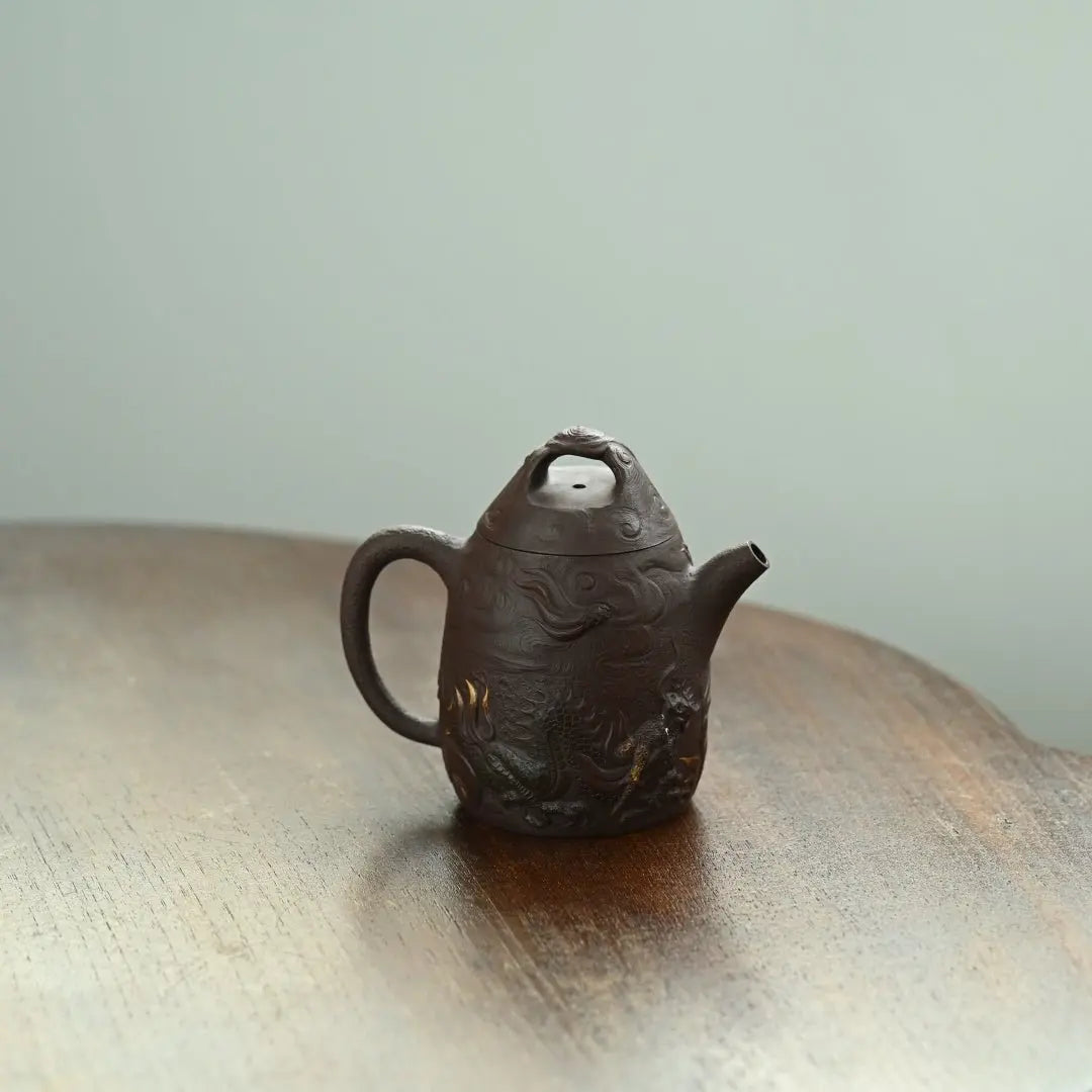 Qin Quan 200cc - Yixing Handmade Teapot 江苏宜兴