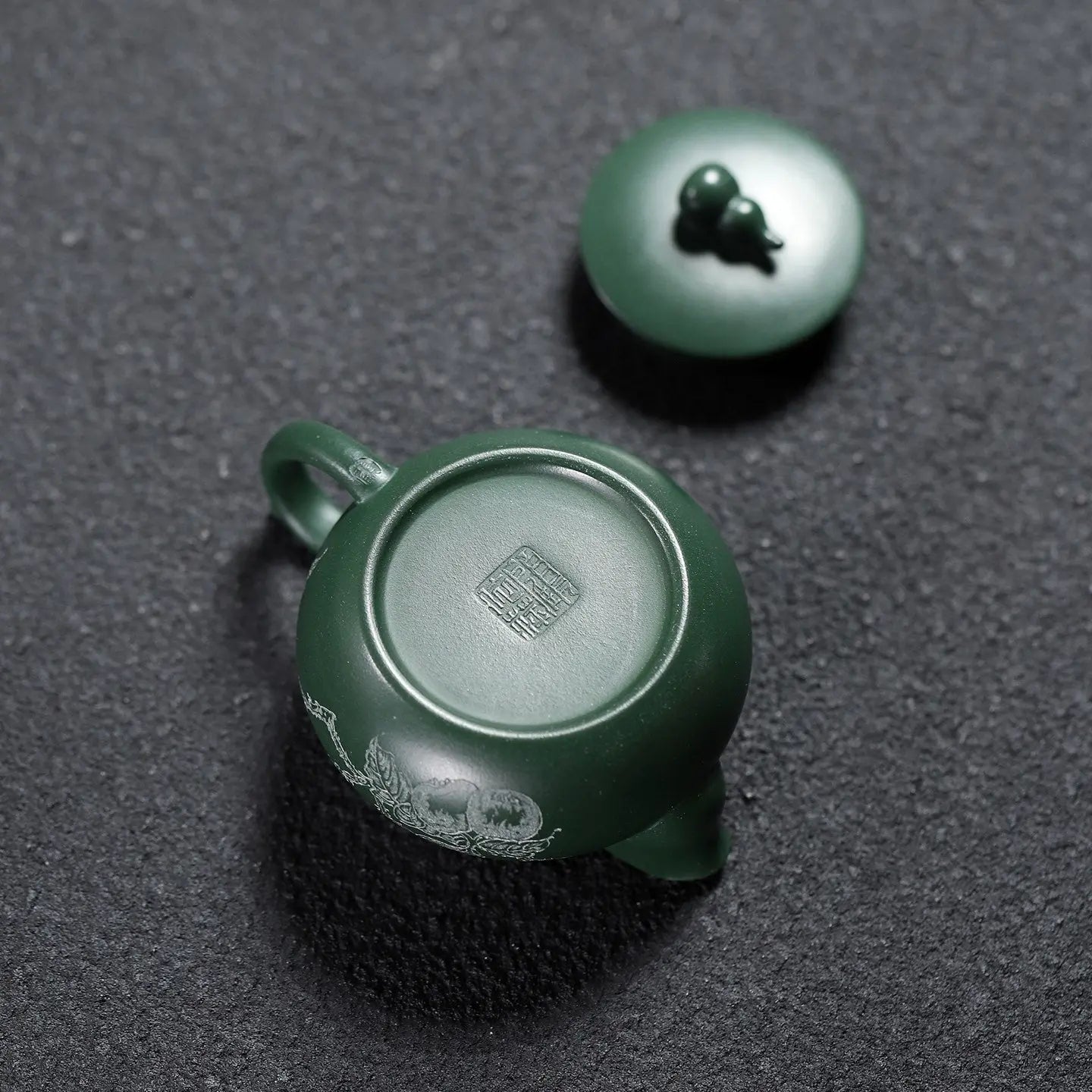 Qing Feng 150cc - Yixing Handmade Teapot 江苏宜兴