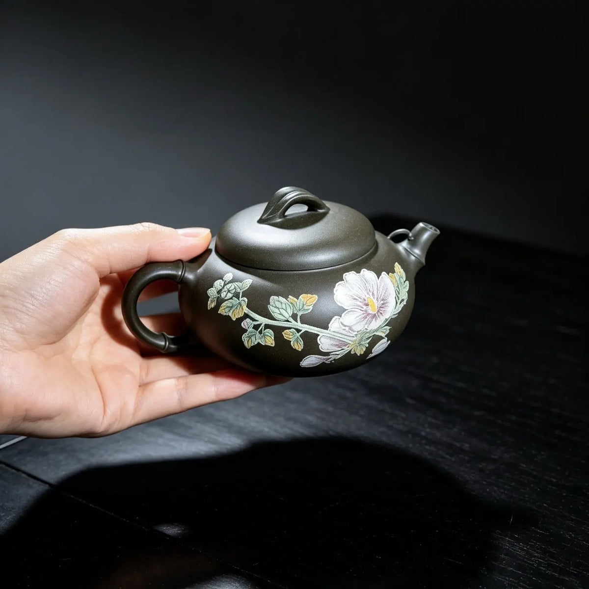 Qing Ying 210cc - Yixing Handmade Teapot 江苏宜兴