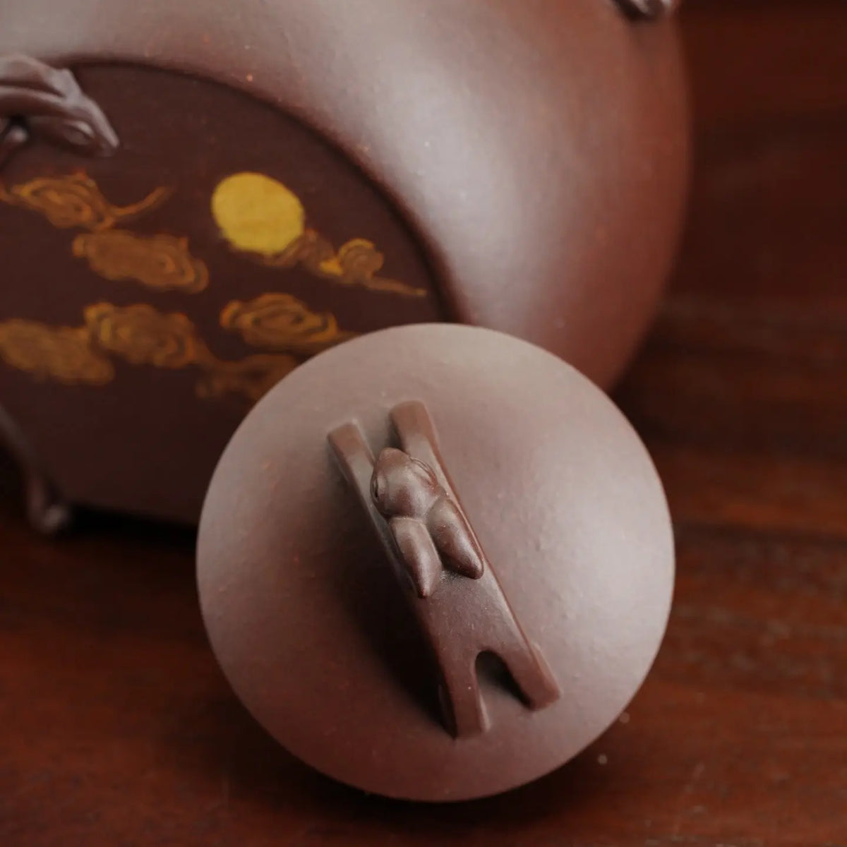 Qiu Shi Ti Liang 650cc - Yixing Handmade Teapot 【DM for price】 江苏宜兴