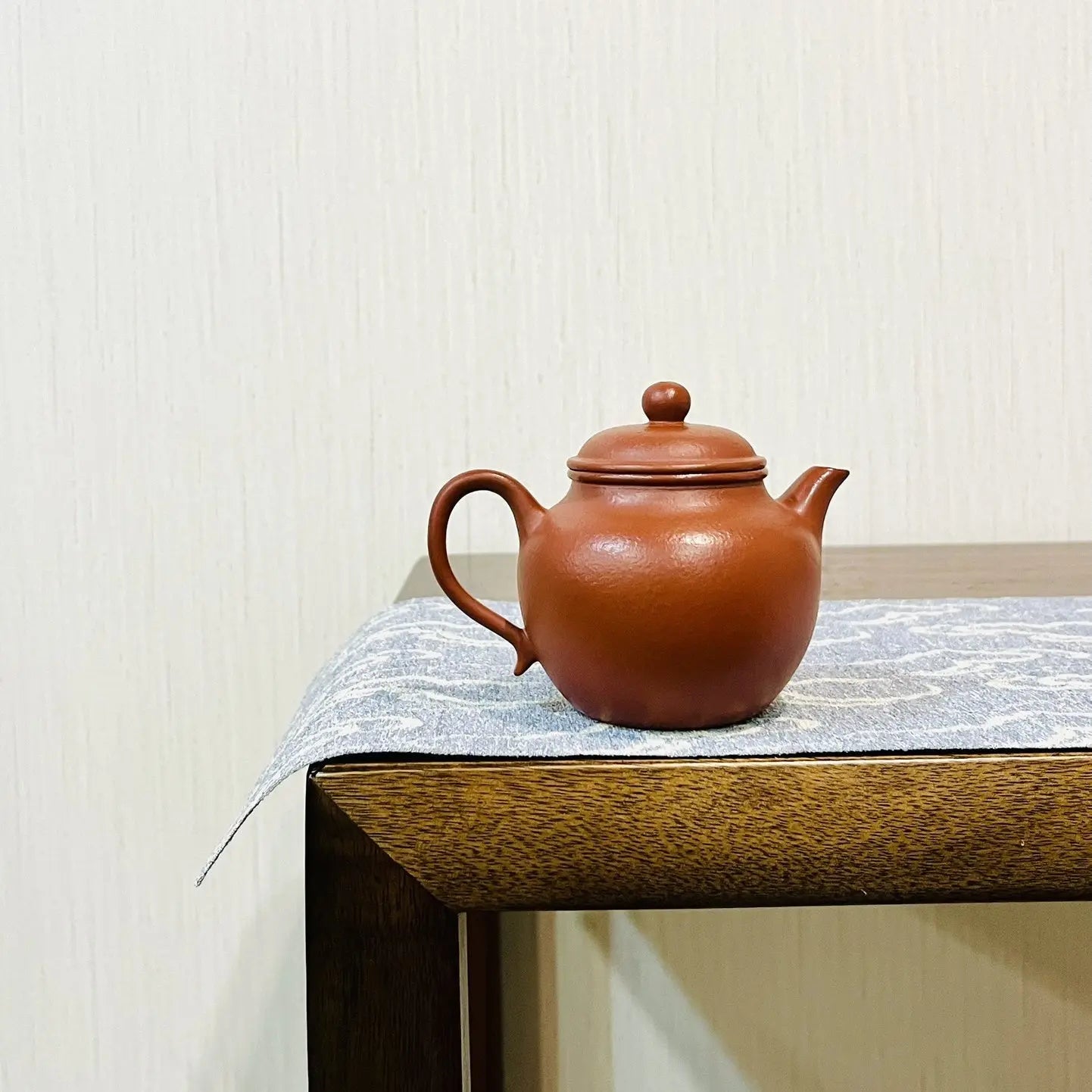 Qiu Shui 150cc - Yixing Handmade Teapot 江苏宜兴