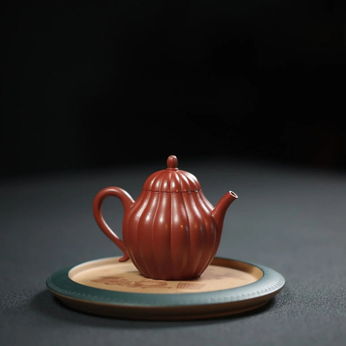 Qiu Shui 170cc - Yixing Handmade Teapot 江苏宜兴