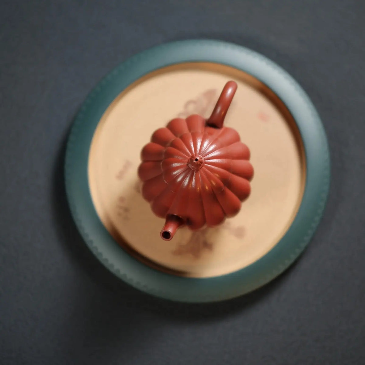 Qiu Shui 170cc - Yixing Handmade Teapot 江苏宜兴