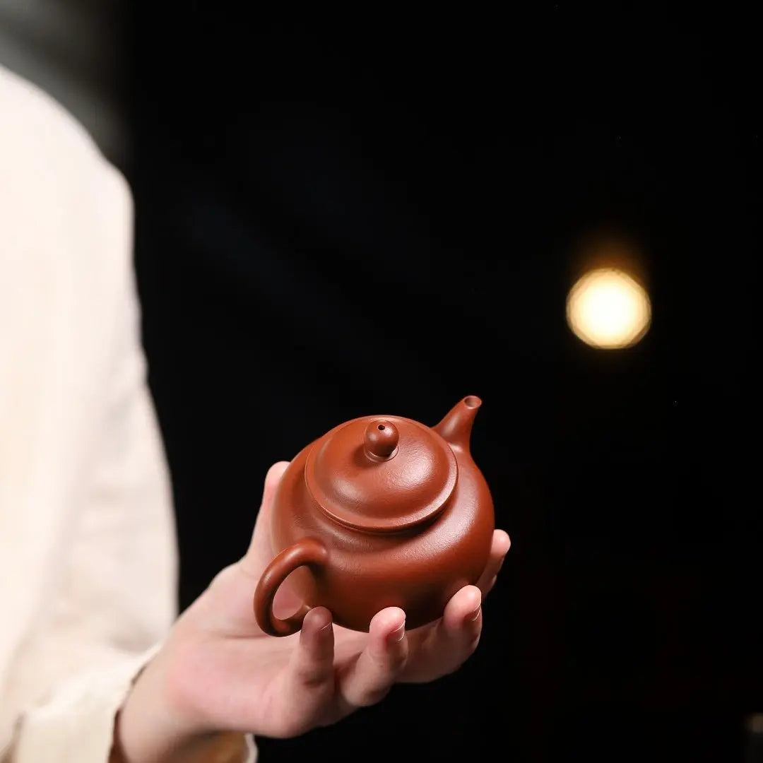 Qiu Shui 180cc - Yixing Handmade Teapot 江苏宜兴