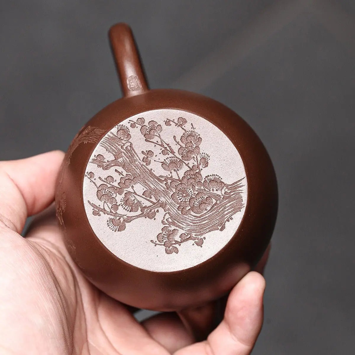 Qiu Shui 210cc - Yixing Handmade Teapot 江苏宜兴