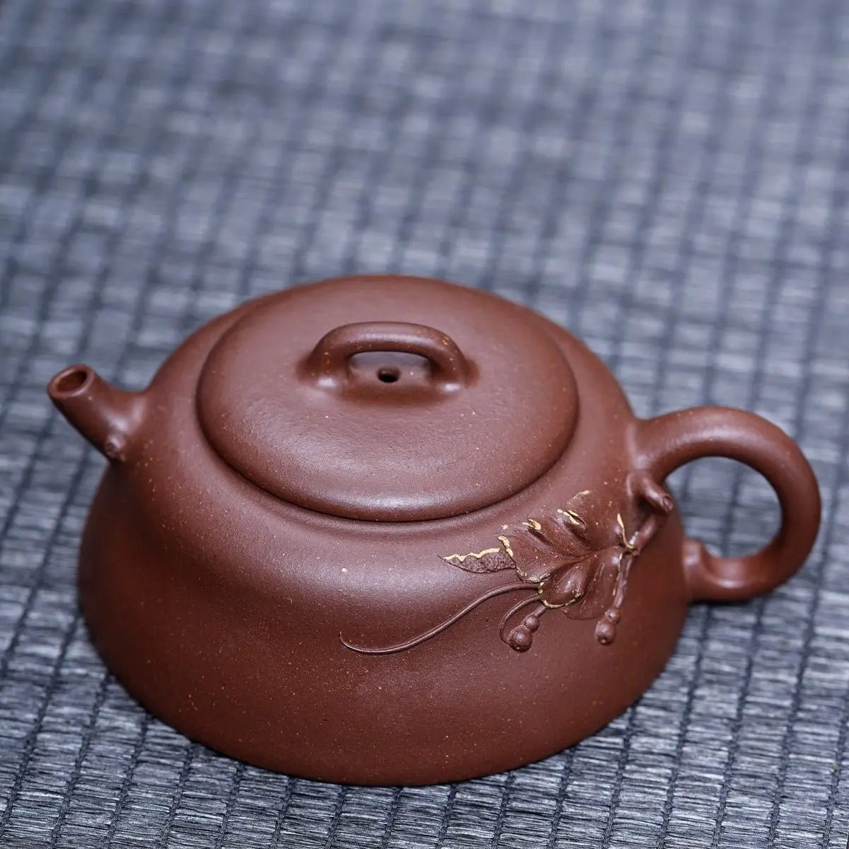 Qiu Shuo 210cc - Yixing Handmade Teapot 江苏宜兴