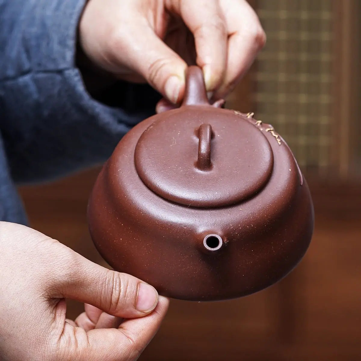 Qiu Shuo 210cc - Yixing Handmade Teapot 江苏宜兴