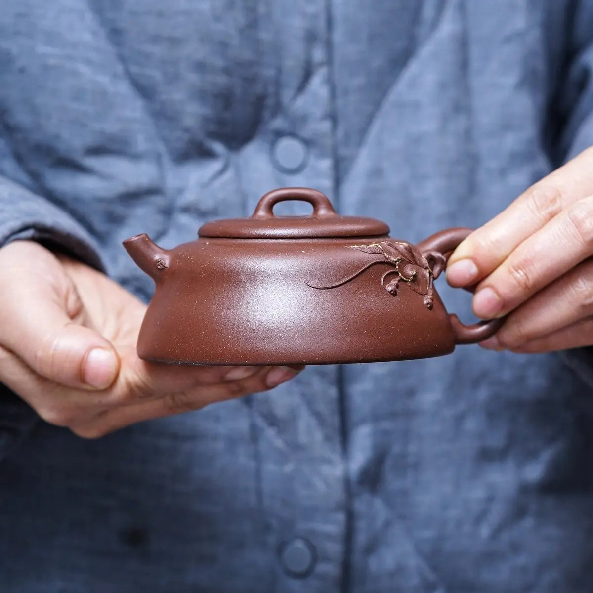 Qiu Shuo 210cc - Yixing Handmade Teapot 江苏宜兴