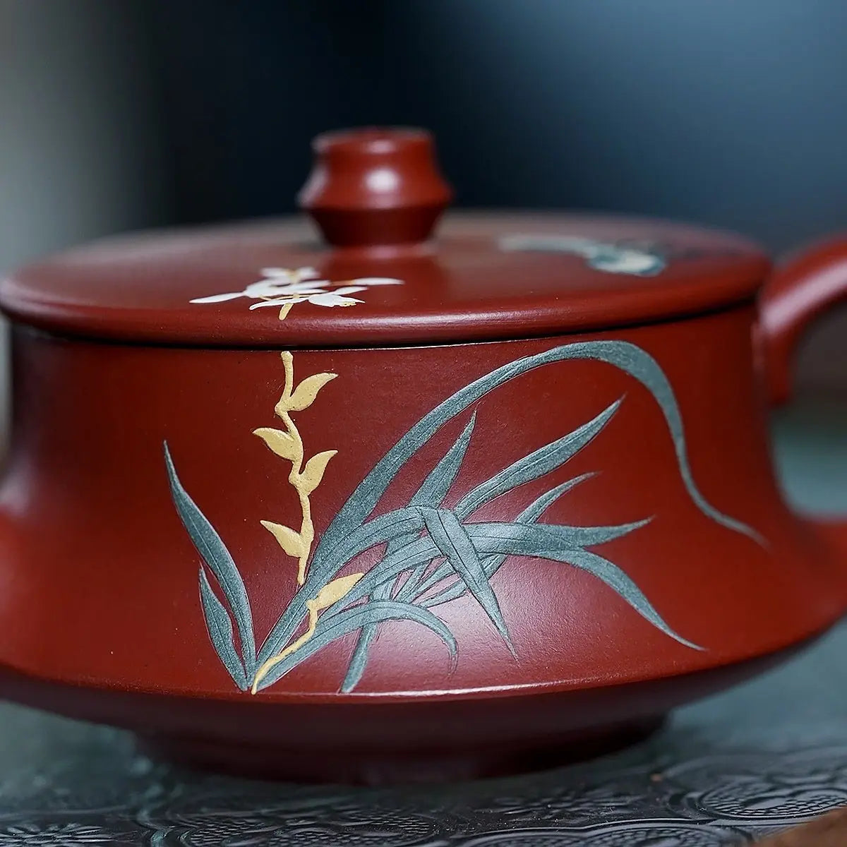 Qu Hu 195cc - Yixing Handmade Teapot 江苏宜兴