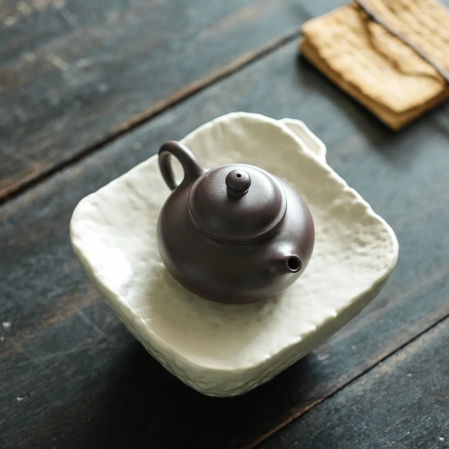 Rong Tian 100cc - Yixing Handmade Teapot 江苏宜兴