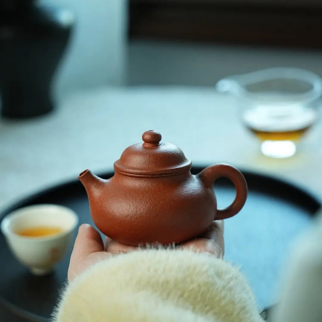Rong Tian 120cc - Yixing Handmade Teapot 江苏宜兴
