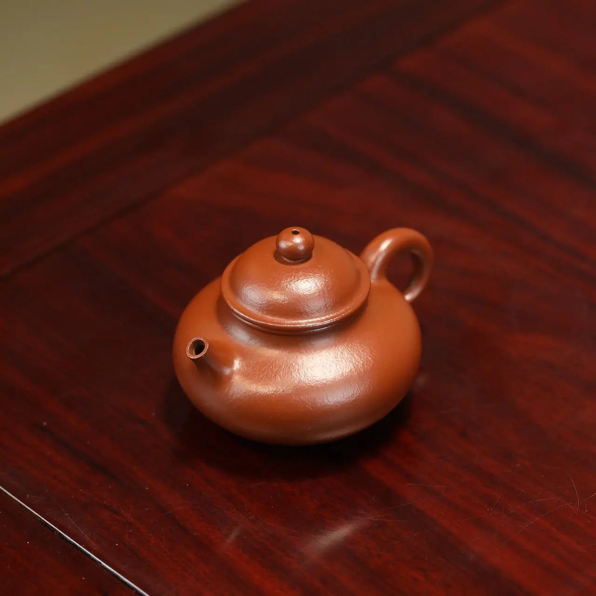 Rong Tian 150cc - Yixing Handmade Teapot 江苏宜兴