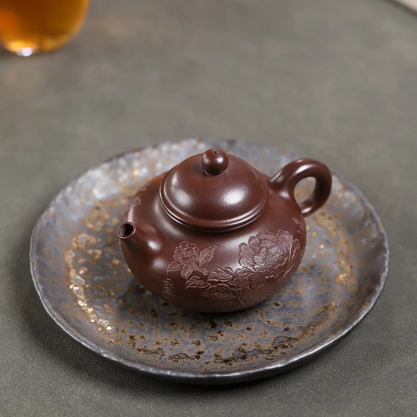 Rong Tian 170cc - Yixing Handmade Teapot 江苏宜兴