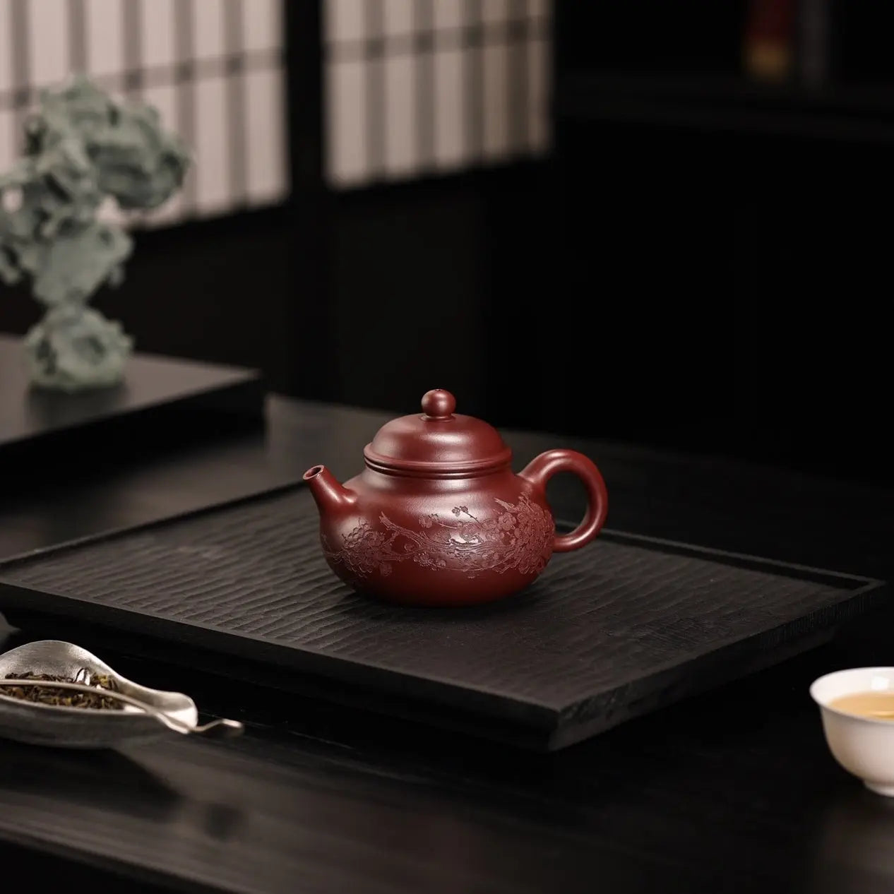 Rong Tian 200cc - Yixing Handmade Teapot 江苏宜兴