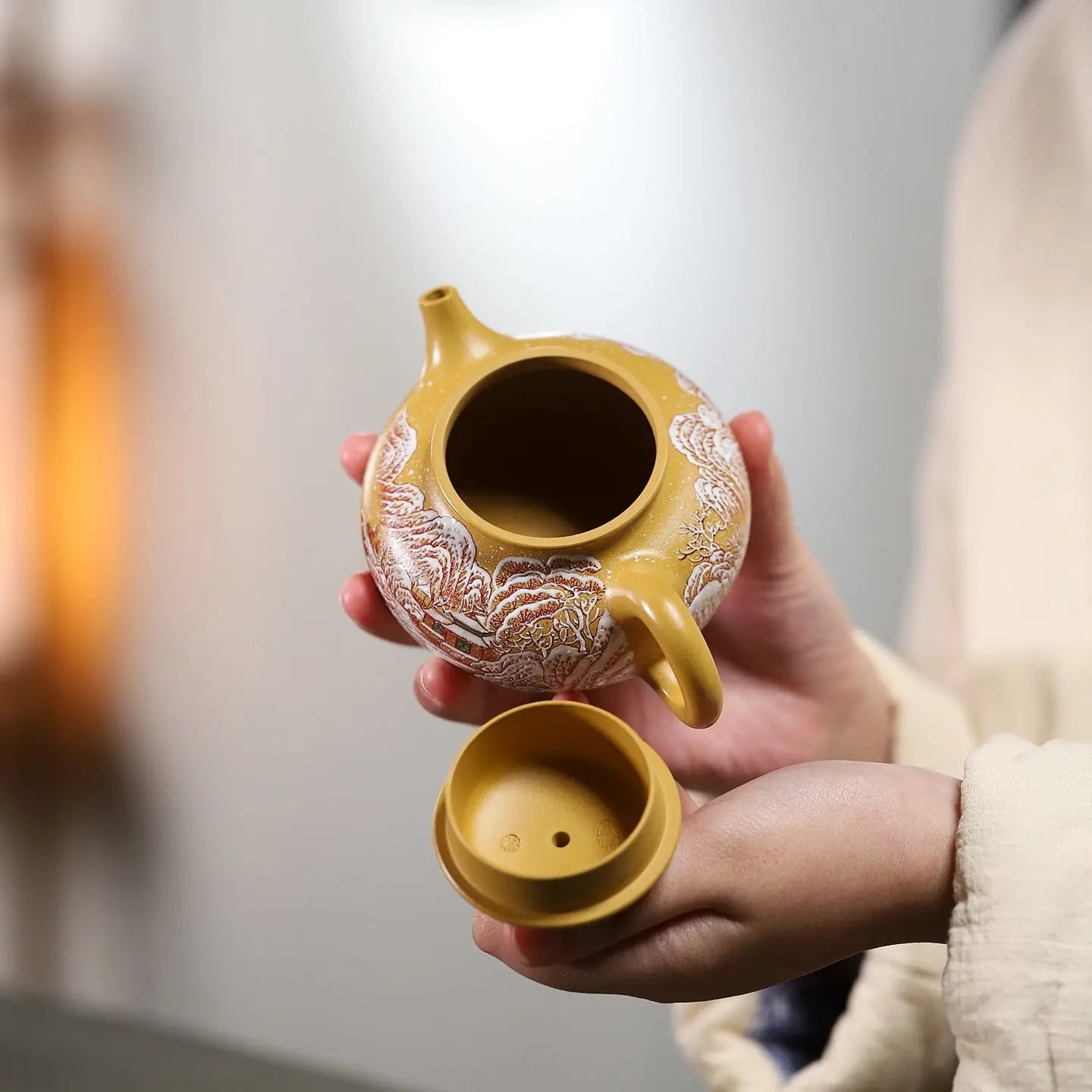 Rong Tian 220cc - Yixing Handmade Teapot 江苏宜兴
