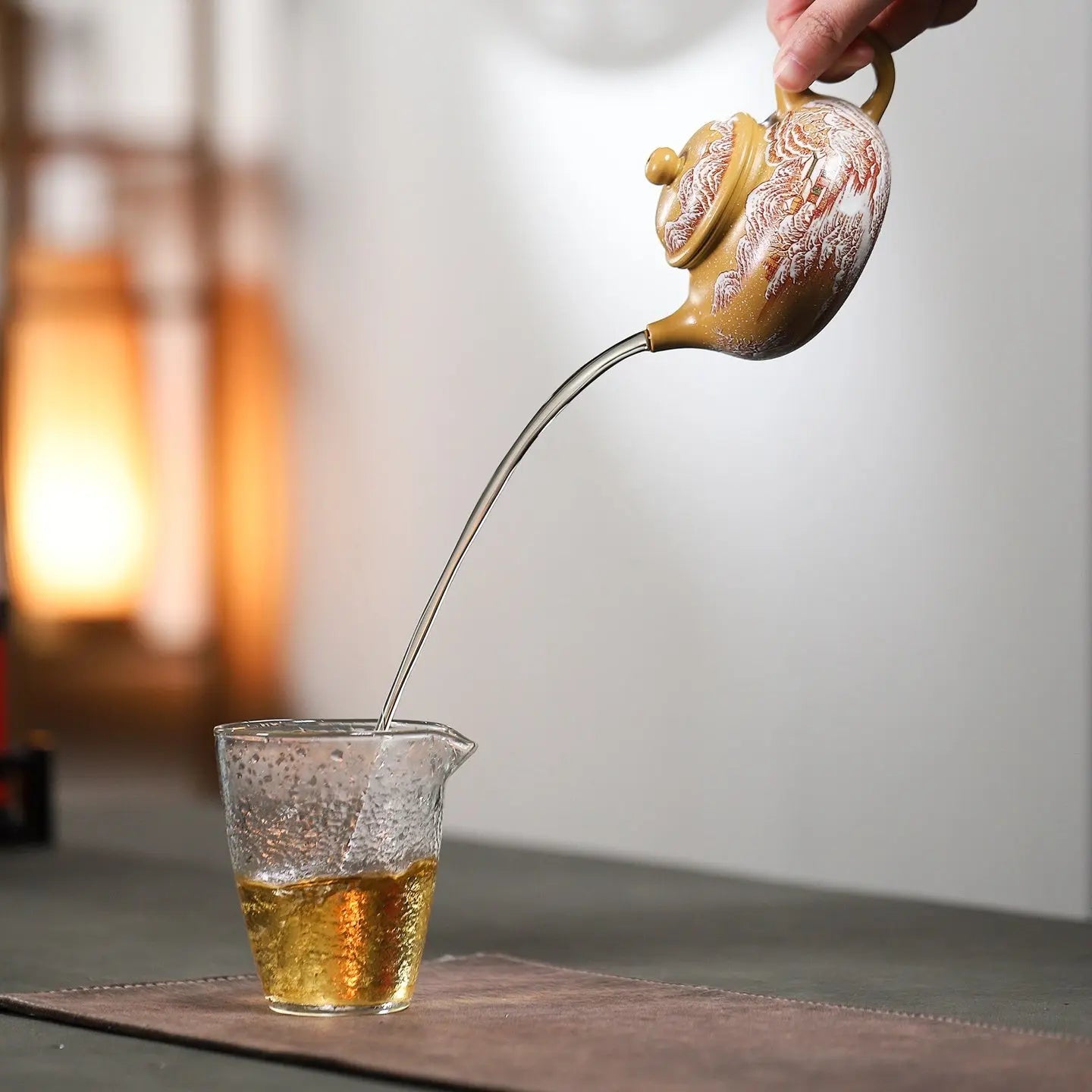 Rong Tian 220cc - Yixing Handmade Teapot 江苏宜兴