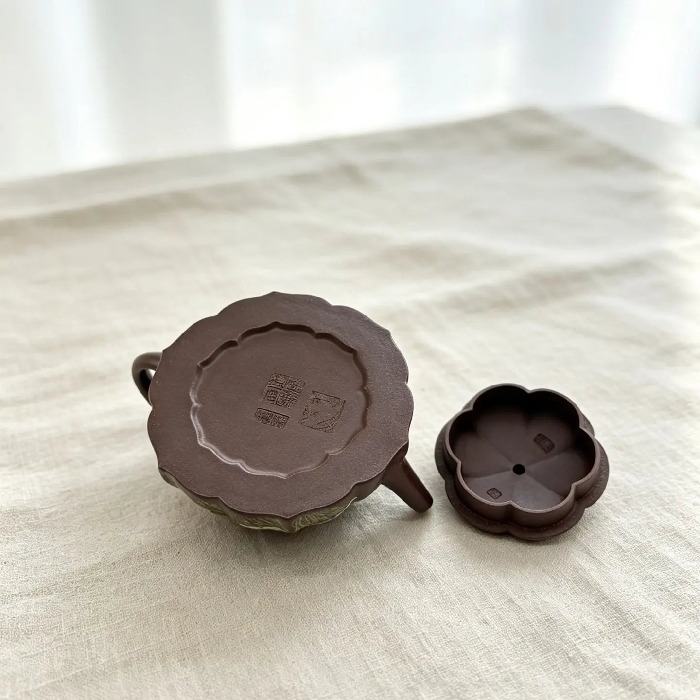 Ru Tang 200cc - Yixing Handmade Teapot 江苏宜兴