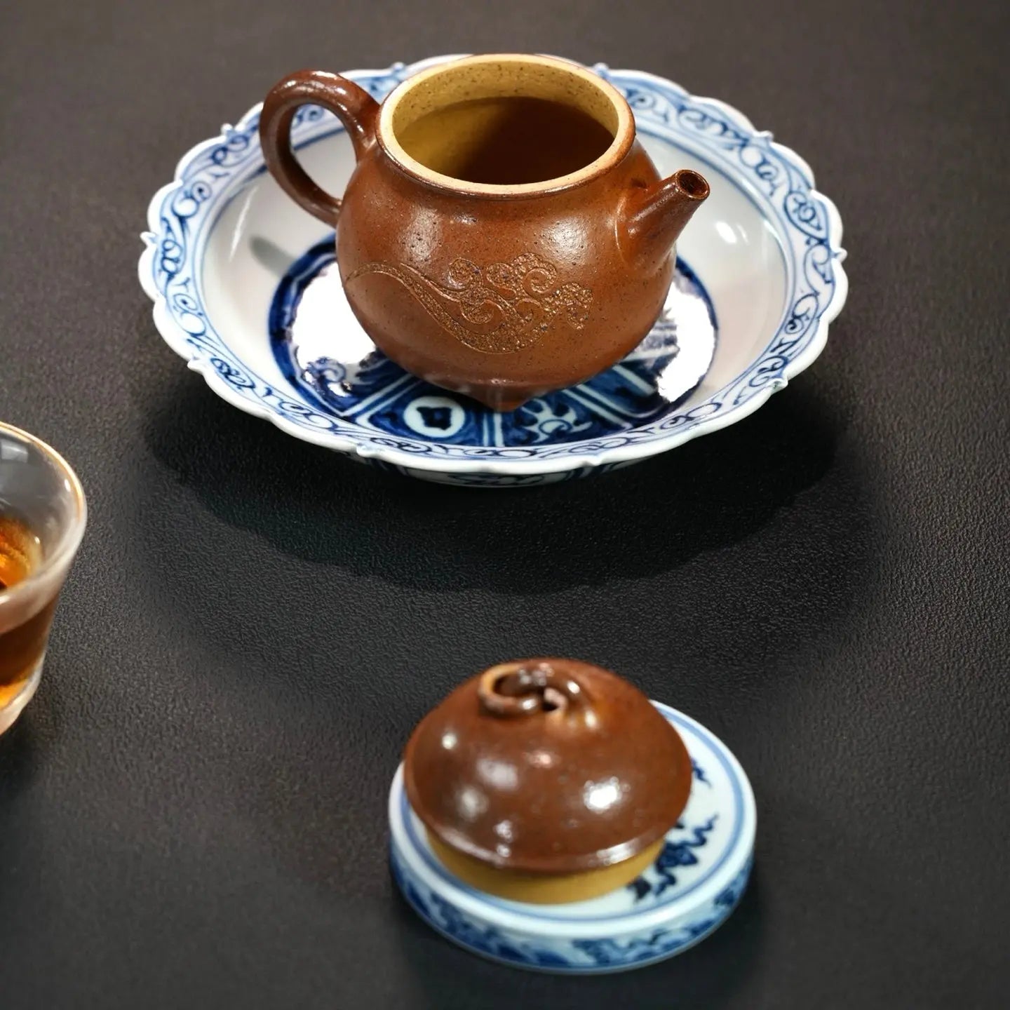 Ru Yi 150cc - Yixing Handmade Teapot 江苏宜兴