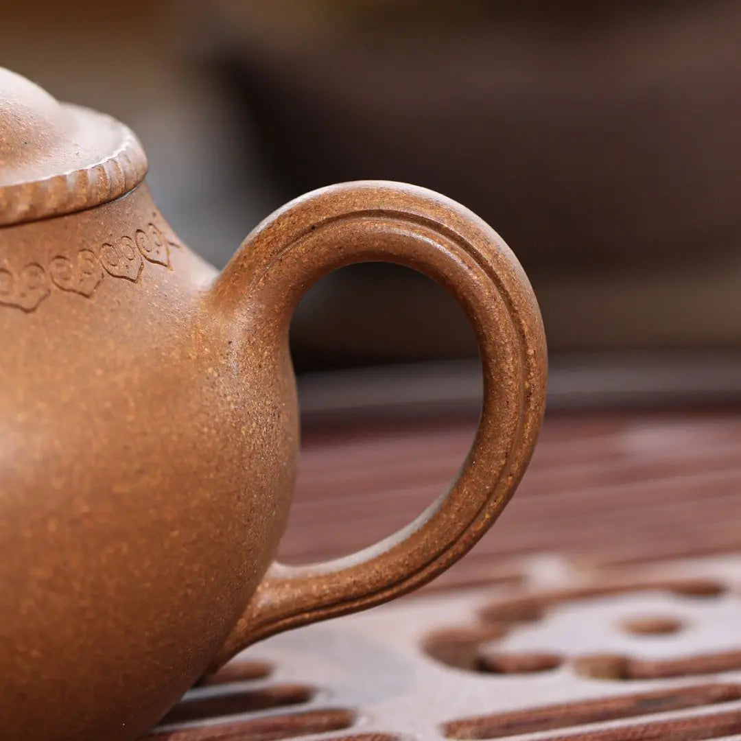 Ru Yi 175cc - Yixing Handmade Teapot 江苏宜兴