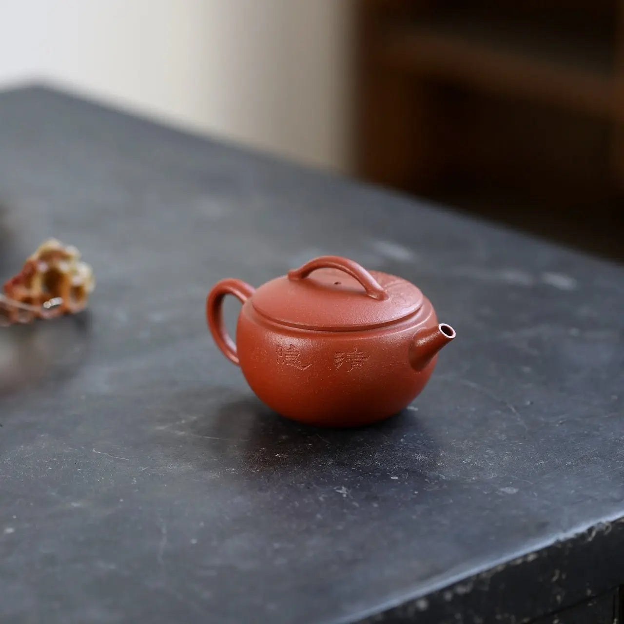 Ru Yi Han Wa 160cc - Yixing Handmade Teapot 江苏宜兴