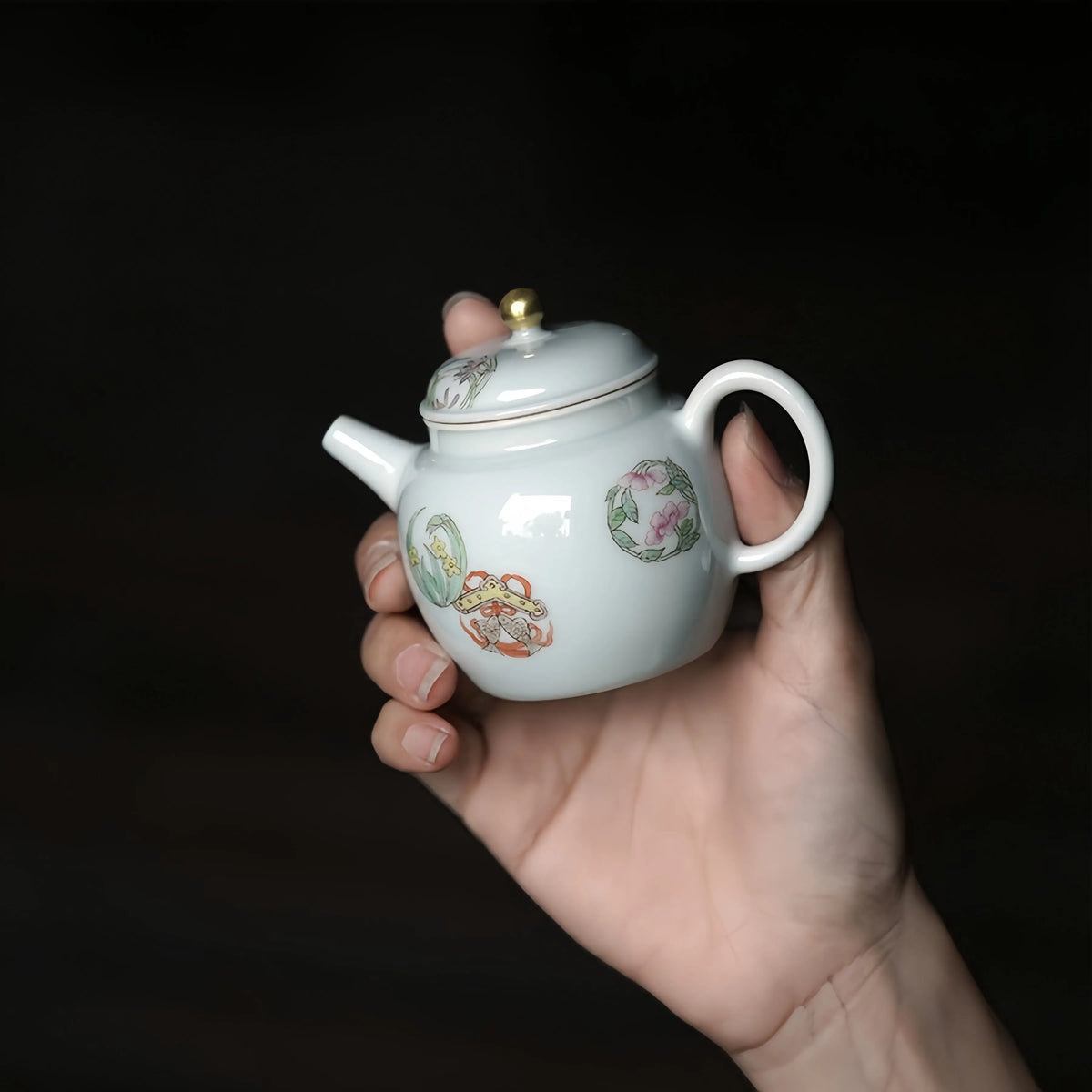 Ru Yi Pi Qiu Hua 140cc - Jingdezhen Porcelain Gaiwan zycschina