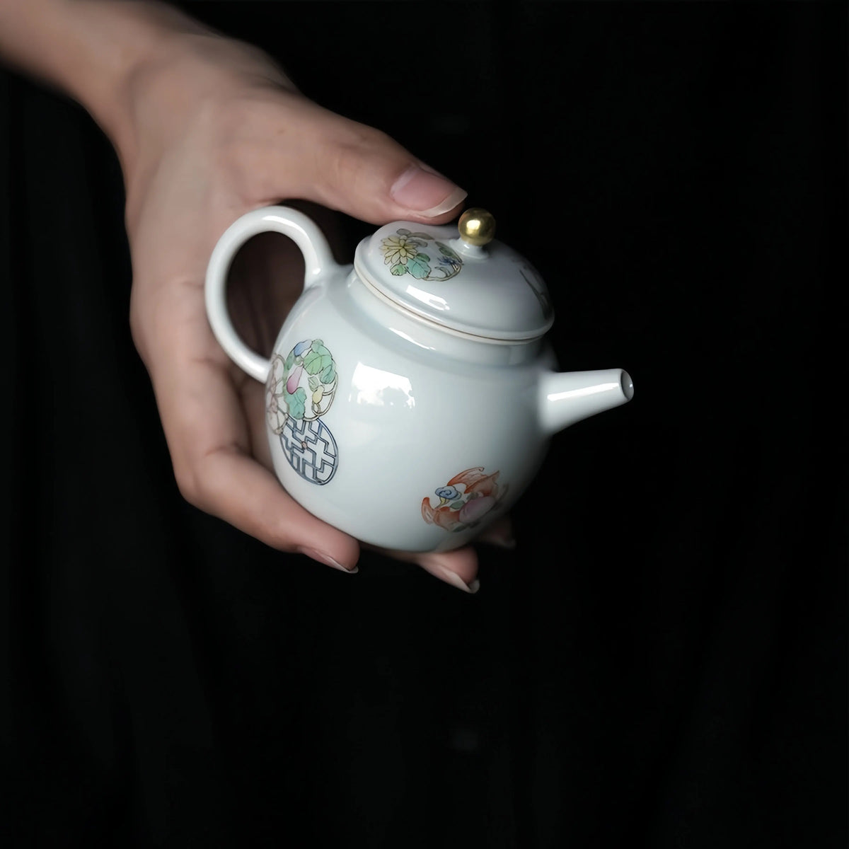 Ru Yi Pi Qiu Hua 140cc - Jingdezhen Porcelain Gaiwan zycschina